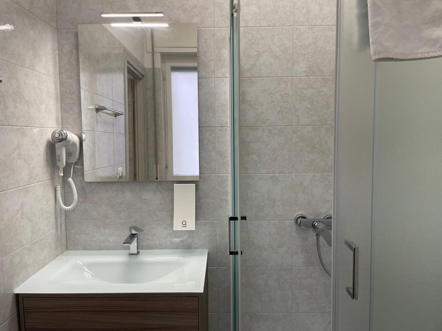 Nuovo Confortini Rooms Sunday Verona Room photo